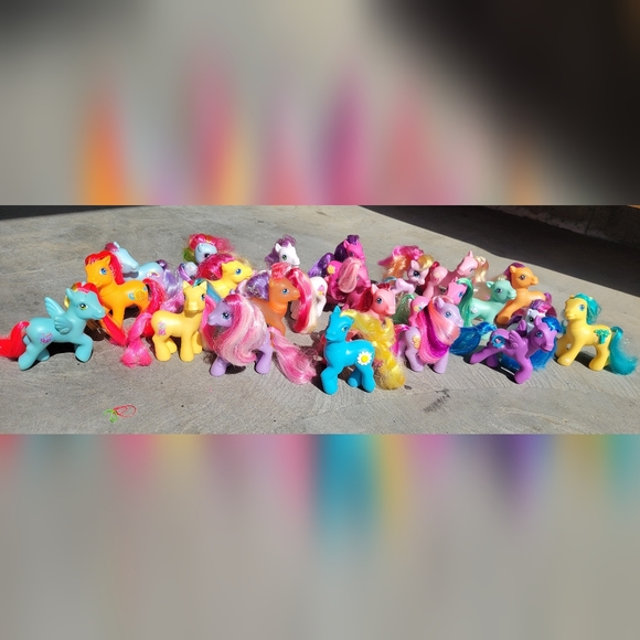 Vintage My Little Pony Collection 2004-2008 - Picture 2 of 2